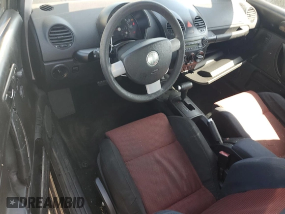 2005 Volkswagen Beetle GLS с VIN 3VWCK31C45M404700, выставлен на аукционе Copart как лот 52366175 с пробегом 189 954 миль миль и Списание • Salvage title. История ставок и продаж доступна на DreamBid. Изображение 8.