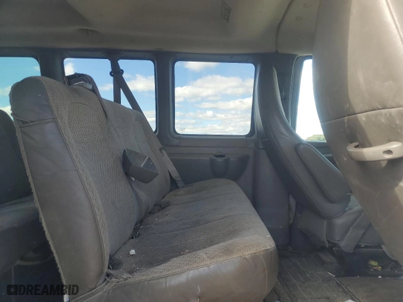 2014 Chevrolet Express Passenger 1LT with VIN 1GAZG1FA9E1179612, listed as a Copart auction lot 76159884 with 319,501 mi miles and Clean Title. Bid and sale history available at carsss.com. Image 11.
