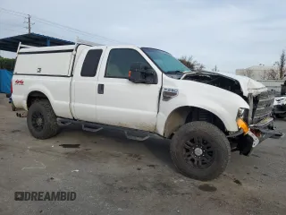 2008 Ford Super Duty F-250 SRW XL with VIN 1FTSX21R18EB68466, listed as a Copart auction lot 48565885 with 135,833 mi miles and Salvage Title. Bid and sale history available at carsss.com. Image 4.