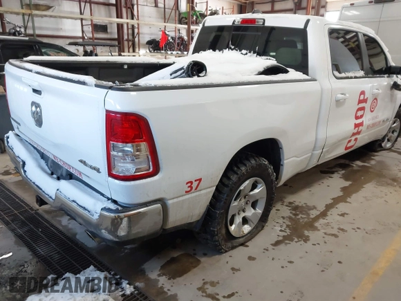 2022 Ram 1500 Big Horn z VIN 1C6SRFMT7NN367274, wystawiony jako IAAI lot #41624816 z przebiegiem 96 996 mil mil oraz . Historia ofert i sprzedaży dostępna na DreamBid. Obrazek 4.