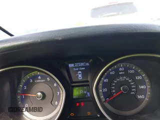 2013 Hyundai Elantra с VIN KMHD35LE5DU141296, выставлен на аукционе IAAI как лот 42531078 с пробегом 273 361 миль миль и . История ставок и продаж доступна на DreamBid. Изображение 7.