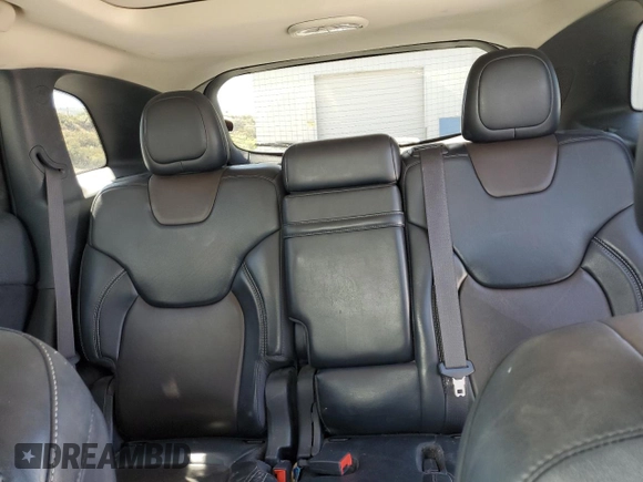 2014 Jeep Cherokee Limited z VIN 1C4PJMDB7EW173601, wystawiony jako Copart lot #61677255 z przebiegiem 180 446 mil mil oraz Szkoda całkowita • Salvage title. Historia ofert i sprzedaży dostępna na DreamBid. Obrazek 10.