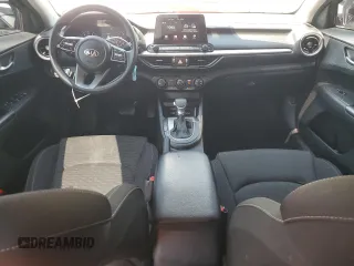 2021 Kia Forte FE with VIN 3KPF24AD2ME341474, listed as a Copart auction lot 61896575 with 77,545 mi miles and Salvage title. Bid and sale history available at DreamBid. Image 8.