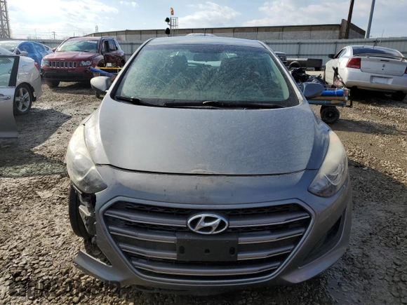 2016 Hyundai Elantra GT with VIN KMHD35LHXGU326832, listed as a Copart auction lot 46685035 with 87,564 mi miles and Salvage Title. Bid and sale history available at carsss.com. Image 5.