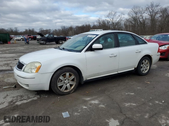 2006 Ford Five Hundred SE with VIN 1FAFP23176G177852, listed as a Copart auction lot 82514684 with 235,599 mi miles and Salvage Title. Bid and sale history available at carsss.com. Image 1.