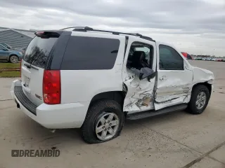 2014 GMC Yukon SLT with VIN 1GKS1CE05ER249398, listed as a Copart auction lot 47493915 with 139,824 mi miles and Salvage Title. Bid and sale history available at carsss.com. Image 3.