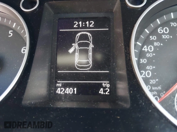 2016 Volkswagen CC Sport with VIN WVWBP7AN7GE500242, listed as a IAAI auction lot 41760893 with 42,401 mi miles. Bid and sale history available at carsss.com. Image 7.