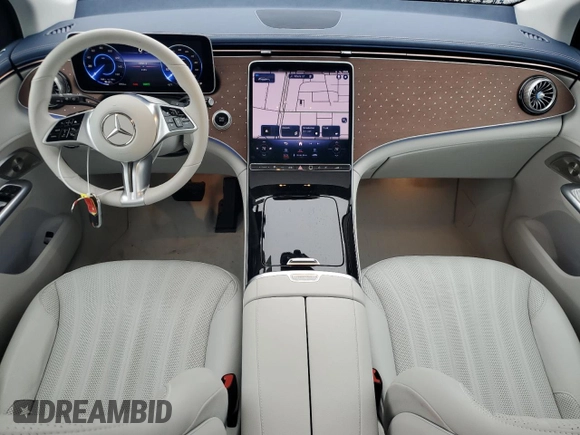 2023 Mercedes-Benz EQE 500 z VIN 4JGGM2CB9PA037236, wystawiony jako Copart lot #41962425 z przebiegiem 2 290 mil mil oraz Nie do naprawy • Non repairable. Historia ofert i sprzedaży dostępna na DreamBid. Obrazek 8.