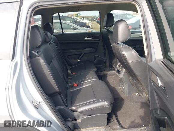 2018 Volkswagen Atlas SE with VIN 1V2KR2CA6JC560411, listed as a IAAI auction lot 41887472 with 168,155 mi miles and . Bid and sale history available at DreamBid. Image 8.