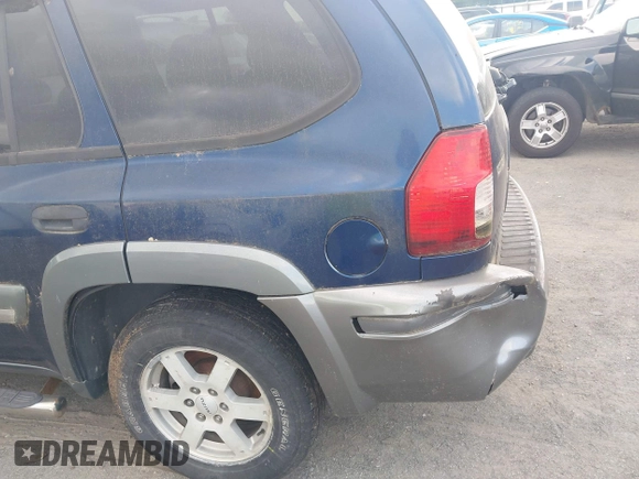 2004 Isuzu Ascender S z VIN 4NUDS13S042102718, wystawiony jako IAAI lot #42136971 z przebiegiem 327 734 mil mil oraz . Historia ofert i sprzedaży dostępna na DreamBid. Obrazek 15.