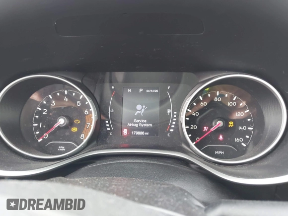 2018 Jeep Compass Altitude with VIN 3C4NJDBB2JT108035, listed as a IAAI auction lot 42013400 with 179,886 mi miles and . Bid and sale history available at carsss.com. Image 7.
