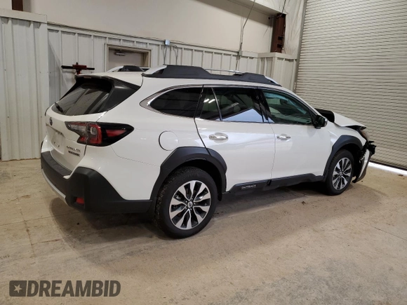 2024 Subaru Outback Touring XT with VIN 4S4BTGPD9R3175386, listed as a Copart auction lot 49815805 with 17,362 mi miles and Salvage title. Bid and sale history available at DreamBid. Image 3.