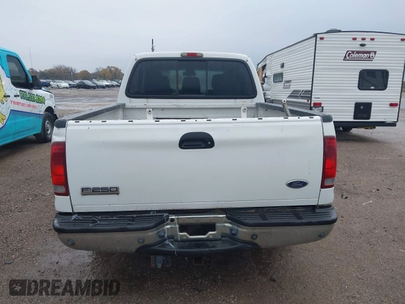 2006 Ford Super Duty F-250 XL with VIN 1FTSW20P16EB23642, listed as a IAAI auction lot 41012205 with 134,178 mi miles. Bid and sale history available at carsss.com. Image 16.
