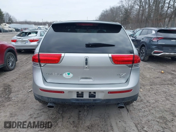 2011 Lincoln MKX with VIN 2LMDJ8JK3BBJ25346, listed as a IAAI auction lot 41716040 with 172,790 mi miles. Bid and sale history available at carsss.com. Image 16.