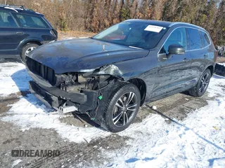 2019 Volvo XC60 Momentum z VIN LYV102RK4KB237679, wystawiony jako IAAI lot #41329763 z przebiegiem 47 535 mil mil oraz . Historia ofert i sprzedaży dostępna na DreamBid. Obrazek 18.