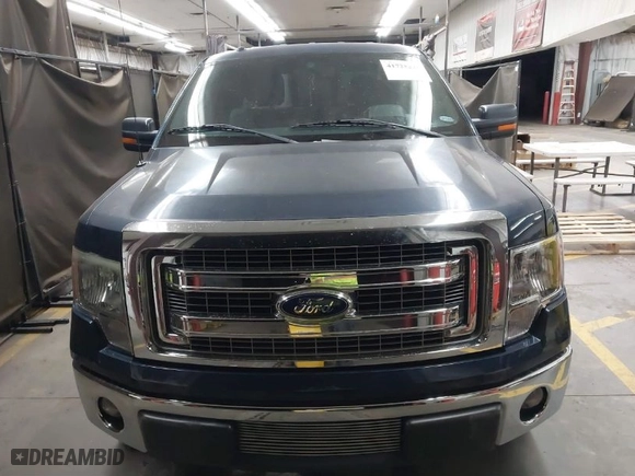 2013 Ford F-150 XL with VIN 1FTFW1CT7DKF97419, listed as a IAAI auction lot 41725218 with 86,441 mi miles. Bid and sale history available at carsss.com. Image 12.