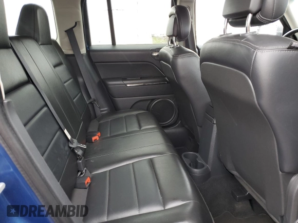 2010 Jeep Patriot Limited z VIN 1J4NF4GB7AD511776, wystawiony jako Copart lot #58195055 z przebiegiem 107 056 mil mil oraz Szkoda całkowita • Salvage title. Historia ofert i sprzedaży dostępna na DreamBid. Obrazek 11.
