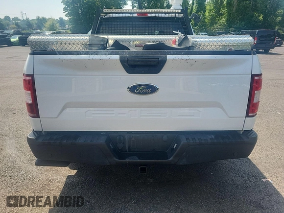 2019 Ford F-150 XL z VIN 1FTEX1C54KKD52066, wystawiony jako IAAI lot #42454492 z przebiegiem 114 110 mil mil oraz . Historia ofert i sprzedaży dostępna na DreamBid. Obrazek 1.