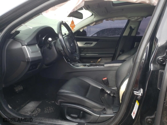 2016 Jaguar XF 35t Premium with VIN SAJBJ4BV2GCY21231, listed as a Copart auction lot 87854215 with 0 mi miles and Salvage Title. Bid and sale history available at carsss.com. Image 7.