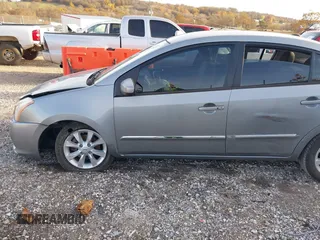 2011 Nissan Sentra SR with VIN 3N1AB6AP0BL620594, listed as a IAAI auction lot 40940532 with 166,721 mi miles and . Bid and sale history available at DreamBid. Image 6.