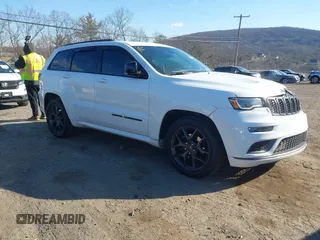 2020 Jeep Grand Cherokee Limited X with VIN 1C4RJFBG8LC125767, listed as a IAAI auction lot 41329300 with 60,886 mi miles. Bid and sale history available at carsss.com. Image 1.