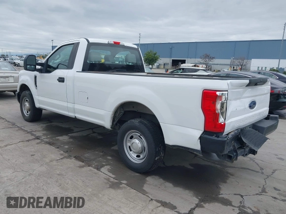 2019 Ford Super Duty F-250 SRW XL with VIN 1FTBF2A65KEC88948, listed as a IAAI auction lot 41273042 with 148,467 mi miles. Bid and sale history available at carsss.com. Image 3.