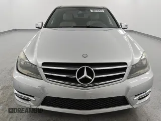 2014 Mercedes-Benz C 250 Sport with VIN WDDGF4HB4EG242305, listed as a Copart auction lot 61692835 with 158,590 mi miles and Clean title. Bid and sale history available at DreamBid. Image 5.