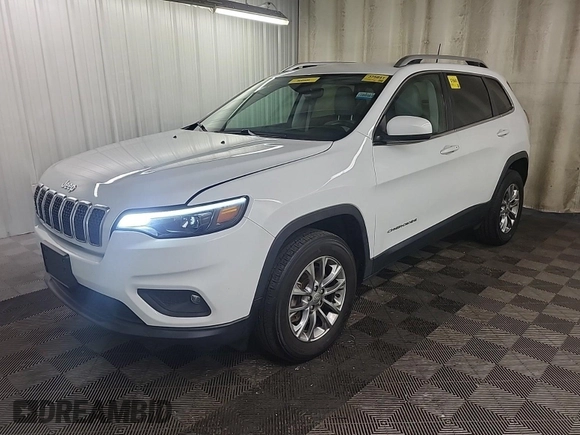 2021 Jeep Cherokee Altitude with VIN 1C4PJMLB9MD211826, listed as a IAAI auction lot 42666661 with 47,838 mi miles and . Bid and sale history available at DreamBid. Image 33.
