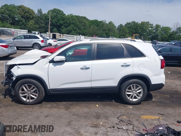 2014 Kia Sorento LX z VIN 5XYKT3A67EG517690, wystawiony jako IAAI lot #42273150 z przebiegiem 152 070 mil mil oraz . Historia ofert i sprzedaży dostępna na DreamBid. Obrazek 15.