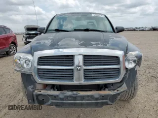 2005 Dodge Dakota ST z VIN 1D7HE28K35S235225, wystawiony jako Copart lot #57684725 z przebiegiem 184 546 mil mil oraz Szkoda całkowita • Salvage title. Historia ofert i sprzedaży dostępna na DreamBid. Obrazek 5.