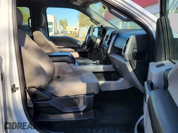2018 Ford F-150 XL with VIN 1FTFW1E53JKC27384, listed as a Copart auction lot 62533715 with 74,162 mi miles and Clean title. Bid and sale history available at DreamBid. Image 5.