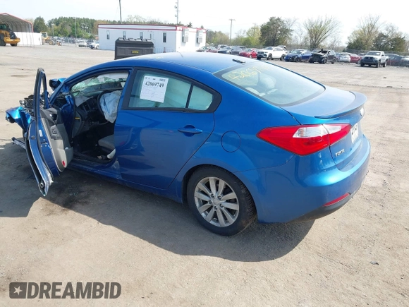 2014 Kia Forte LX with VIN KNAFX4A63E5219834, listed as a IAAI auction lot 42069749 with Not Provided miles and . Bid and sale history available at carsss.com. Image 3.