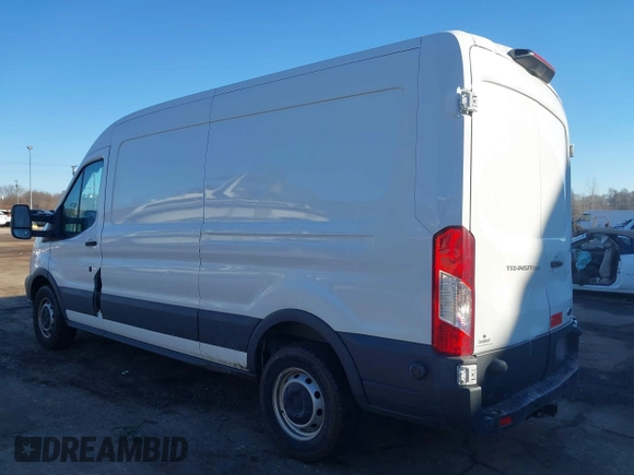 2018 Ford Transit с VIN 1FTBW2CM6JKA87295, выставлен на аукционе IAAI как лот 41616873 с пробегом 92 466 миль миль и . История ставок и продаж доступна на DreamBid. Изображение 3.