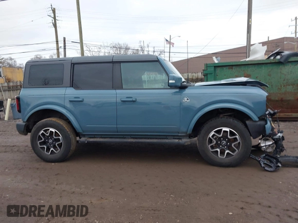 2021 Ford Bronco with VIN 1FMDE5BH4MLA71298, listed as a IAAI auction lot 41120172 with 38,723 mi miles. Bid and sale history available at carsss.com. Image 13.