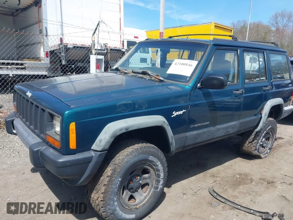 1998 Jeep Cherokee Sport with VIN 1J4FJ68S6WL151698, listed as a IAAI auction lot 42100846 with 239,466 mi miles. Bid and sale history available at carsss.com. Image 2.