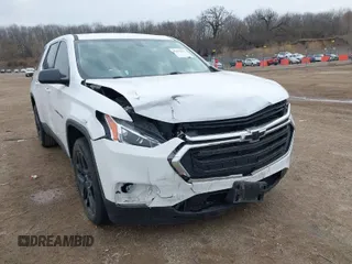 2018 Chevrolet Traverse LS with VIN 1GNERFKW0JJ222542, listed as a IAAI auction lot 41811876 with 104,512 mi miles. Bid and sale history available at carsss.com. Image 1.