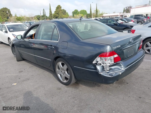 2006 Lexus LS 430 with VIN JTHBN36F065046624, listed as a IAAI auction lot 41921045 with 101,069 mi miles. Bid and sale history available at carsss.com. Image 3.