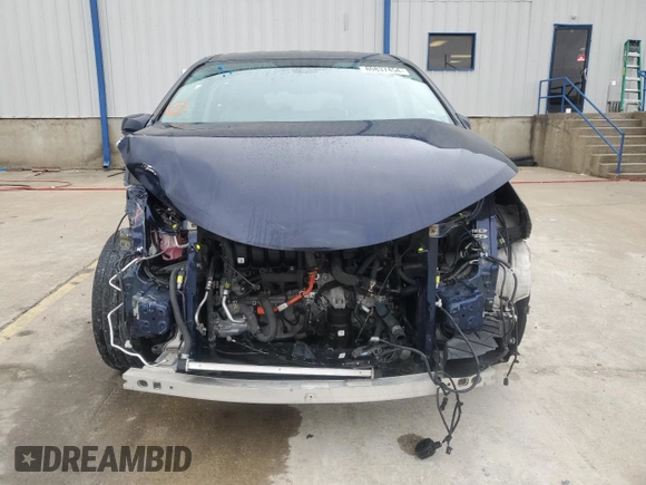 2022 Toyota Sienna LE z VIN 5TDKSKFC9NS049704, wystawiony jako Copart lot #41782995 z przebiegiem 8 014 mil mil oraz Szkoda całkowita • Salvage title. Historia ofert i sprzedaży dostępna na DreamBid. Obrazek 5.