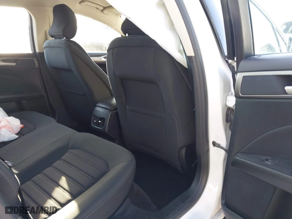 2018 Ford Fusion Hybrid SE with VIN 3FA6P0LU7JR188124, listed as a IAAI auction lot 41760184 with 74,731 mi miles. Bid and sale history available at carsss.com. Image 8.
