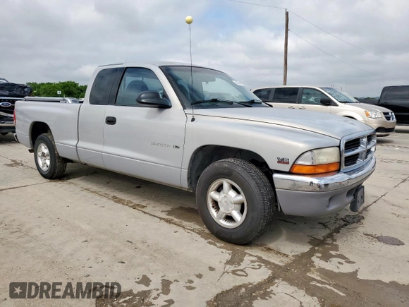 1998 Dodge Dakota SLT z VIN 1B7GL22X8WS651451, wystawiony jako Copart lot #54556125 z przebiegiem 164 186 mil mil oraz Szkoda całkowita • Salvage title. Historia ofert i sprzedaży dostępna na DreamBid. Obrazek 4.