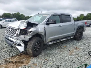 2012 Toyota Tundra Limited z VIN 5TFHW5F18CX233781, wystawiony jako Copart lot #57956925 z przebiegiem 208 629 mil mil oraz Szkoda całkowita • Salvage title. Historia ofert i sprzedaży dostępna na DreamBid. Obrazek 1.