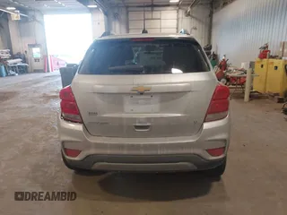 2017 Chevrolet Trax LT with VIN 3GNCJPSB4HL180445, listed as a IAAI auction lot 41420810 with 105,559 mi miles and . Bid and sale history available at carsss.com. Image 16.