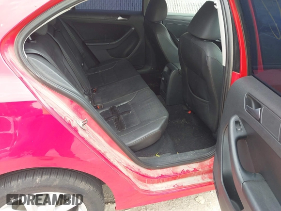 2012 Volkswagen Jetta SE z VIN 3VWDP7AJ8CM327046, wystawiony jako IAAI lot #42472998 z przebiegiem 171 719 mil mil oraz . Historia ofert i sprzedaży dostępna na DreamBid. Obrazek 8.