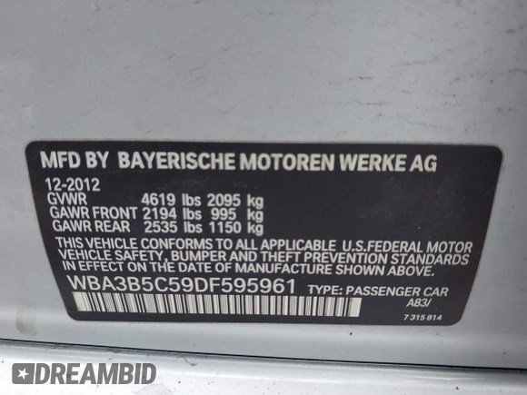2013 BMW 3 Series 328i xDrive with VIN WBA3B5C59DF595961, listed as a IAAI auction lot 41951160 with 111,517 mi miles. Bid and sale history available at carsss.com. Image 9.