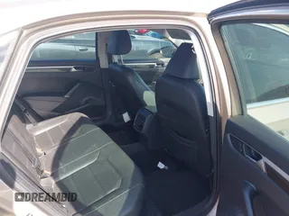 2016 Volkswagen Passat SE с VIN 1VWBT7A37GC029339, выставлен на аукционе IAAI как лот 42559687 с пробегом 217 524 миль миль и . История ставок и продаж доступна на DreamBid. Изображение 8.