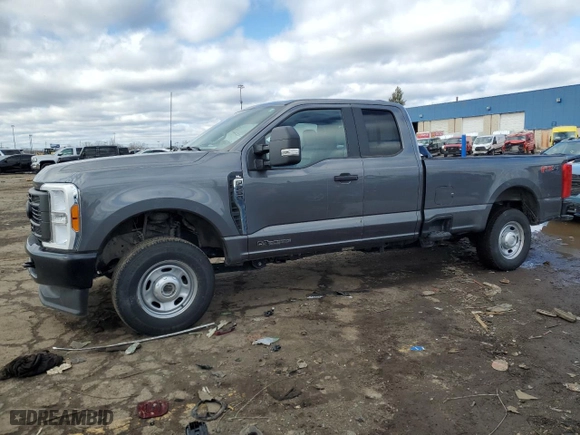 2023 Ford Super Duty F-250 SRW XL with VIN 1FT7X2BT0PEC41471, listed as a Copart auction lot 48107715 with 59,894 mi miles and Salvage Title. Bid and sale history available at carsss.com. Image 1.