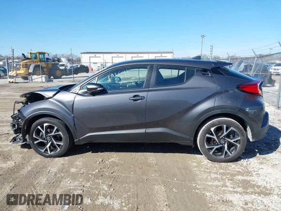 2018 Toyota C-HR XLE z VIN NMTKHMBX5JR042941, wystawiony jako IAAI lot #41803153 z przebiegiem 110 220 mil mil oraz . Historia ofert i sprzedaży dostępna na DreamBid. Obrazek 14.
