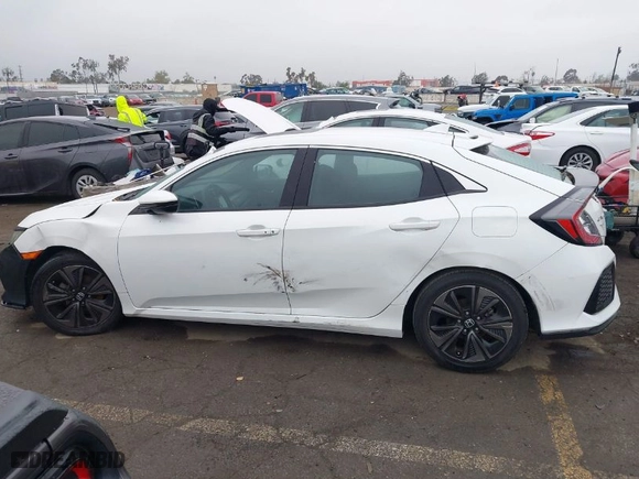 2017 Honda Civic Hatchback EX with VIN SHHFK7H54HU401656, listed as a IAAI auction lot 41924372 with 73,556 mi miles. Bid and sale history available at carsss.com. Image 14.