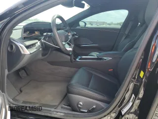 2023 Lucid Air Pure z VIN 50EA1PFA6PA006492, wystawiony jako Copart lot #50645735 z przebiegiem 37 169 mil mil oraz Szkody całkowita. Historia ofert i sprzedaży dostępna na DreamBid. Obrazek 7.