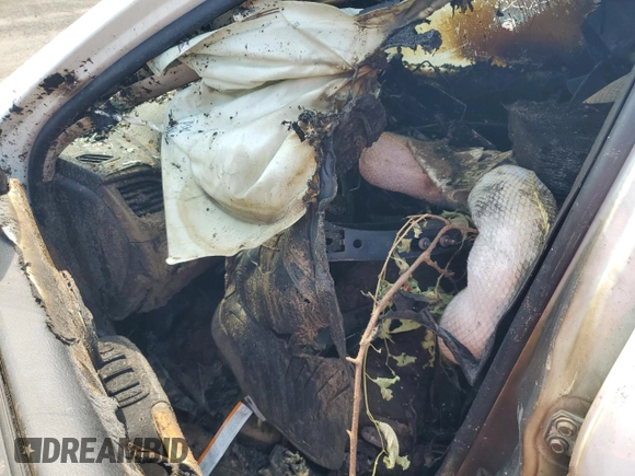 2016 Jeep Cherokee Altitude z VIN 1C4PJMCB7GW218718, wystawiony jako Copart lot #59789355 z przebiegiem Nie podano mil oraz Nie do naprawy • Non repairable. Historia ofert i sprzedaży dostępna na DreamBid. Obrazek 7.